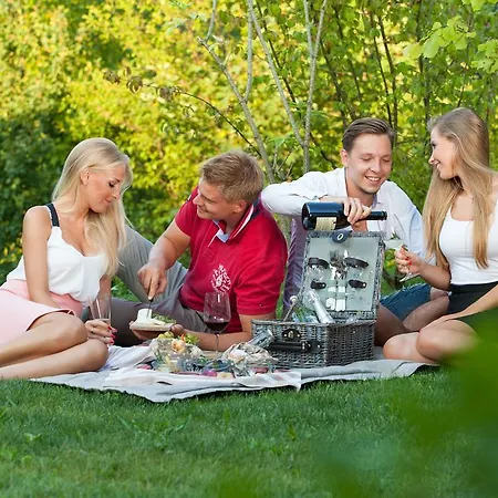 Ortenia In Nature Daire