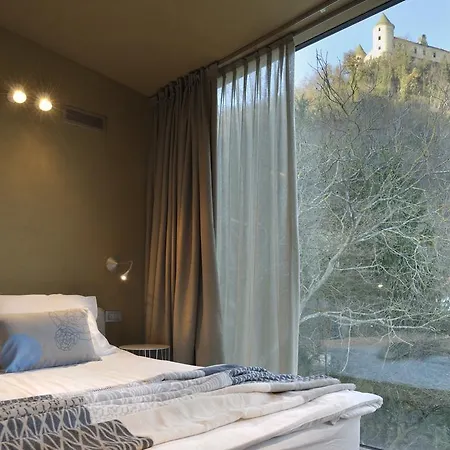 아파트 Ortenia In Nature 포드체트르테크